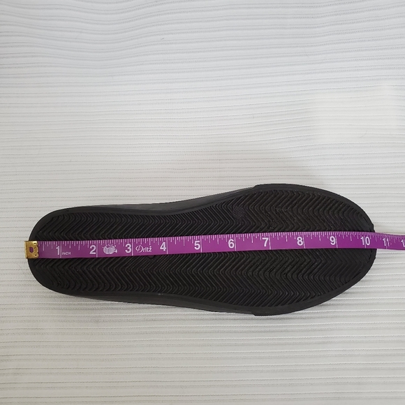 Disney Peter Pan Slip-On Sneakers - Picture 7 of 7